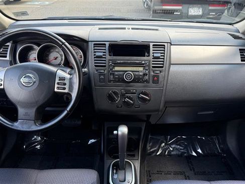 Used 2007 Nissan Versa Hatchback w/ Convenience Pkg FWD image 20