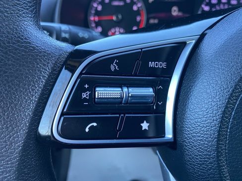 Certified 2023 Kia Forte LXS image 20