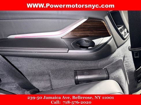 Used 2020 BMW X7 xDrive40i w/ Premium Package image 32