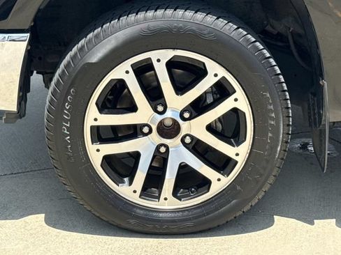 Used 2017 Toyota Tundra SR5 RWD image 4
