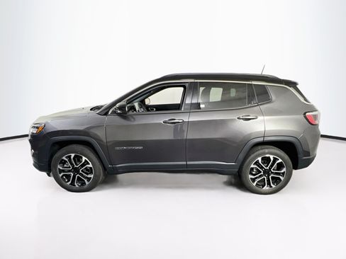 Used 2023 Jeep Compass Limited AWD/4WD image 8
