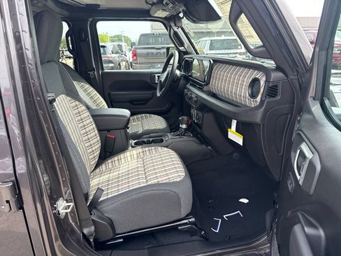 New 2026 Jeep Wrangler Unlimited Sport AWD/4WD image 27