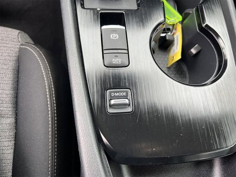 Certified 2023 Nissan Rogue SV image 18