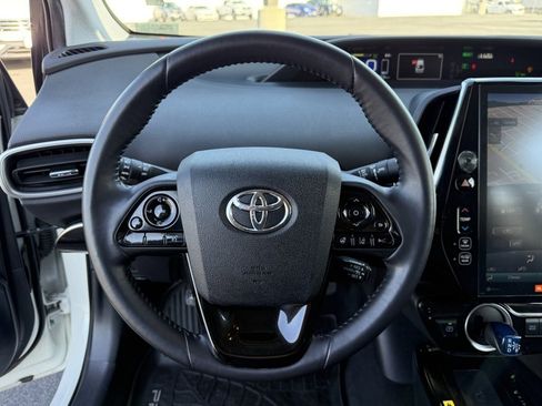 Certified 2020 Toyota Prius Prime Limited w/ Carpet Mat Package image 21