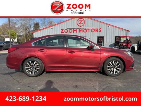 Used 2019 Subaru Legacy 2.5i Premium image 1
