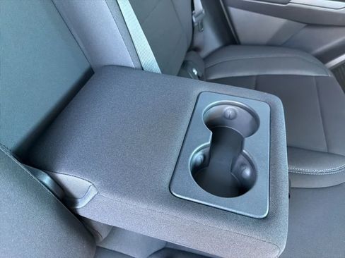 New 2026 Chevrolet Equinox EV LT image 34