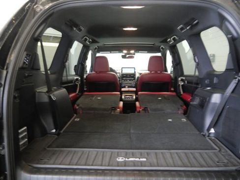 Certified 2023 Lexus GX 460 Luxury w/ Sport Design Package AWD/4WD image 35