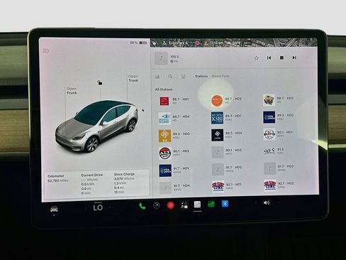 Used 2021 Tesla Model Y Long Range AWD/4WD image 19