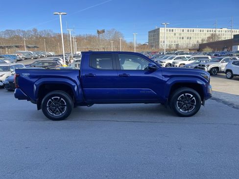 Certified 2024 Toyota Tacoma TRD Sport image 7