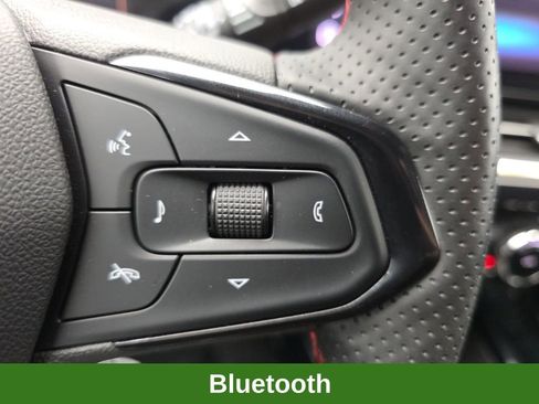 Used 2025 Chevrolet Trax RS w/ Driver Confidence Package FWD image 26