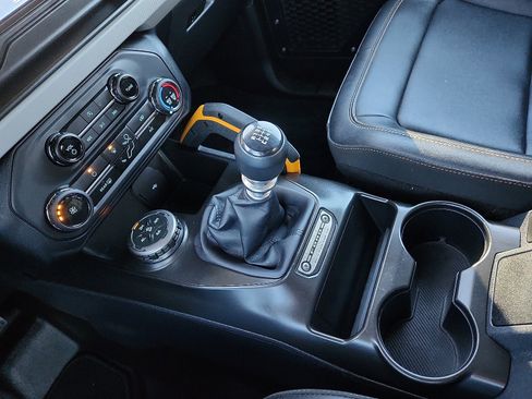 Used 2023 Ford Bronco Badlands image 25