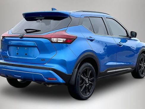 Used 2023 Nissan Kicks SR FWD image 5