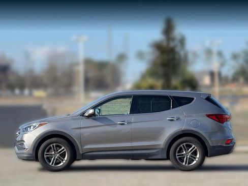 Used 2018 Hyundai Santa Fe Sport image 8