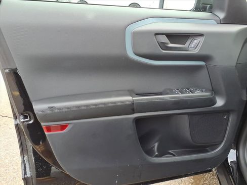 Used 2023 Ford Bronco Sport Badlands image 15