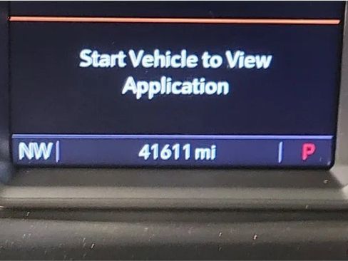 Used 2023 GMC Sierra 2500 SLT w/ SLT Premium Package image 10