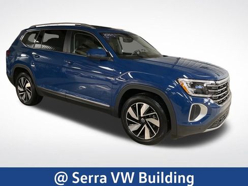 Used 2025 Volkswagen Atlas SEL image 7