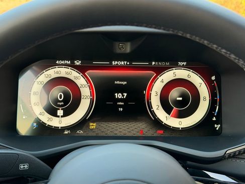 New 2026 Aston Martin DBX 707 image 21