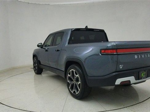 Used 2025 Rivian R1T Adventure image 66