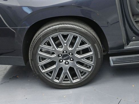 Used 2025 GMC Yukon XL Denali Ultimate w/ LPO, Floor Liner Package image 41