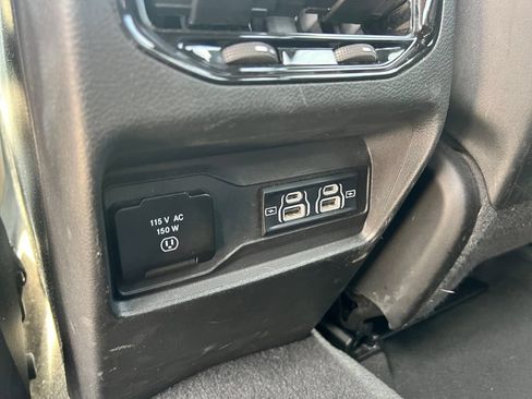 Used 2024 Jeep Grand Cherokee Altitude AWD/4WD image 35