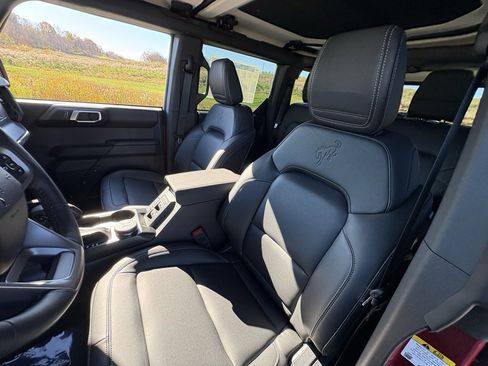 New 2025 Ford Bronco Badlands image 43