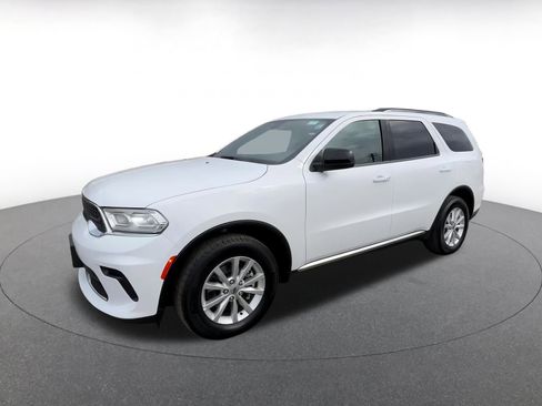 Used 2024 Dodge Durango SXT image 8