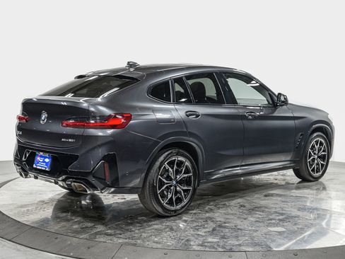 Used 2022 BMW X4 xDrive30i image 7