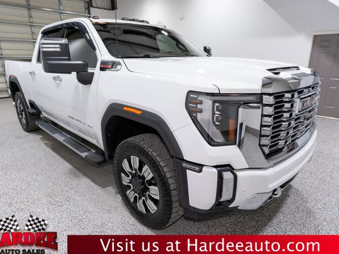 Used 2024 GMC Sierra 2500 Denali w/ Technology Package image 6