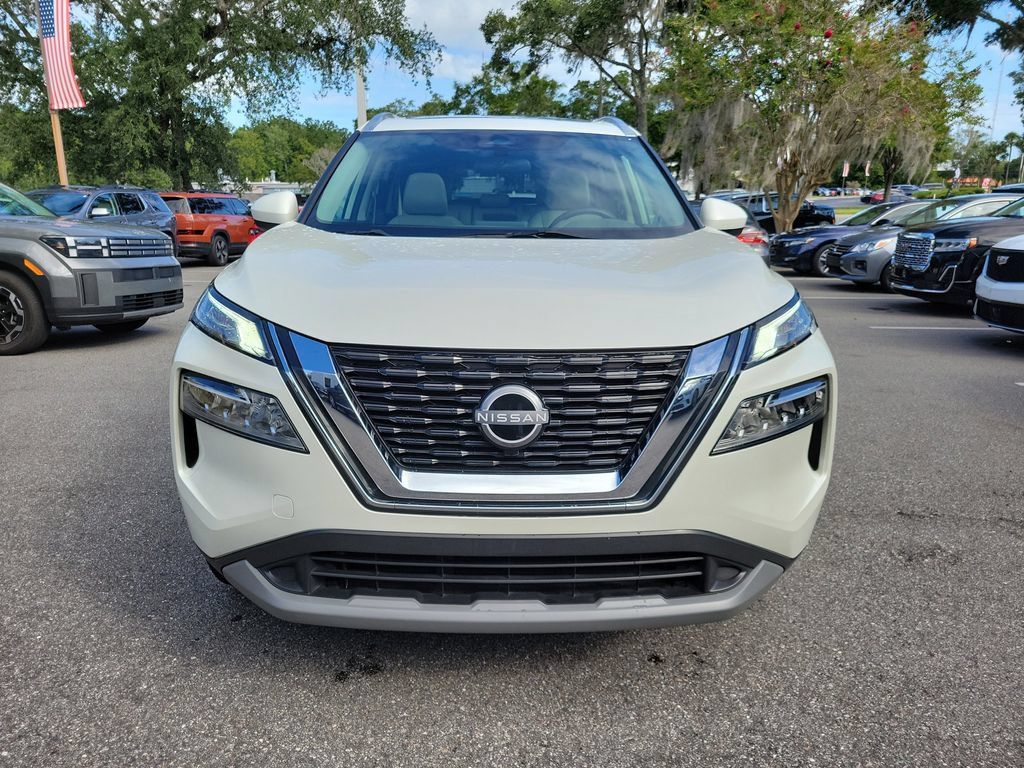 Used 2023 Nissan Rogue SV w/ SV Premium B Package FWD image 7