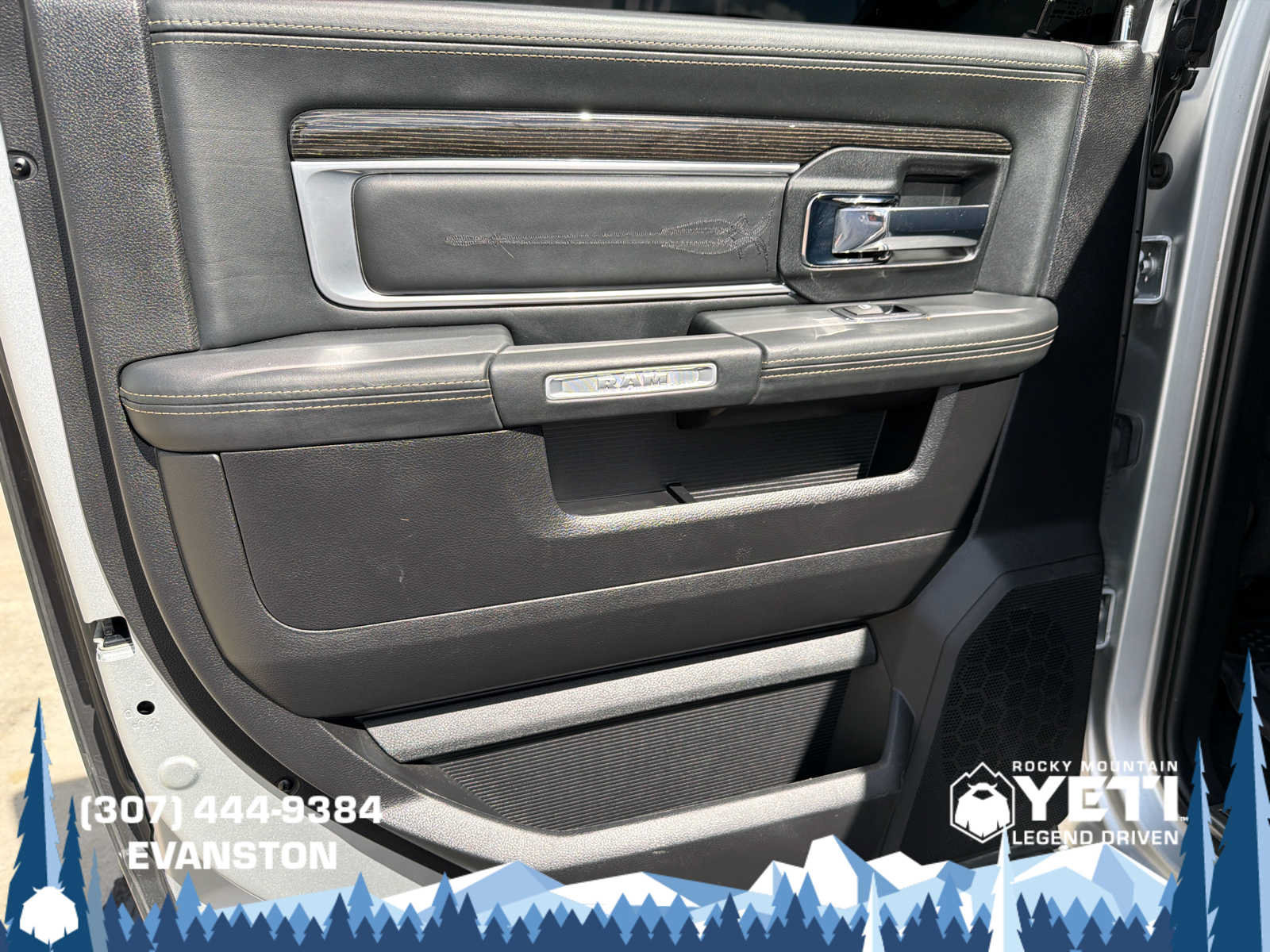 Used 2017 RAM 2500 Limited AWD/4WD image 23