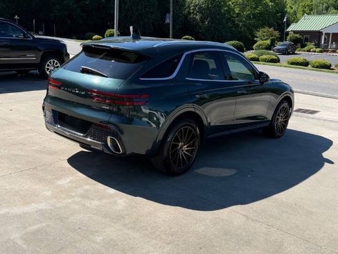 Used 2022 Genesis GV70 2.5T w/ Select Package AWD/4WD image 5