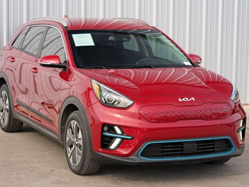 Used 2022 Kia Niro EX image 50
