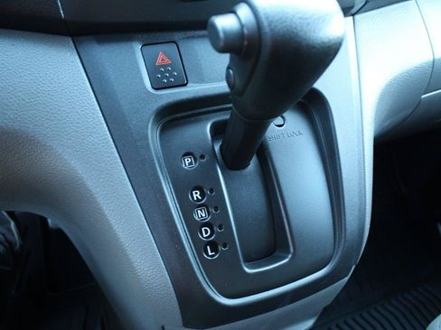 Used 2020 Nissan NV200 SV w/ Sliding Glass Door Package FWD image 25