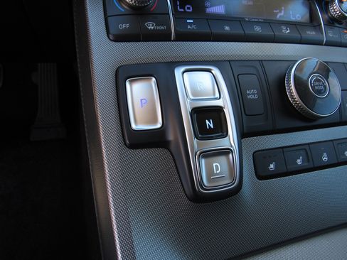 Used 2022 Hyundai Palisade Limited image 22