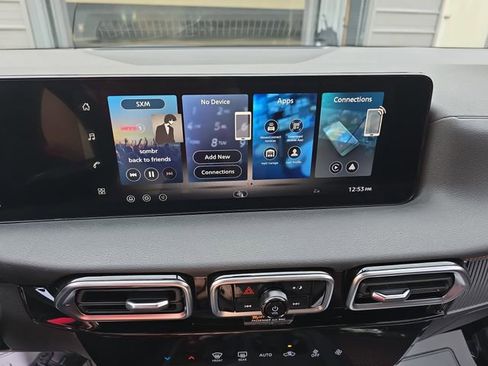 New 2026 Nissan Sentra SR w/ SR Premium Package image 21