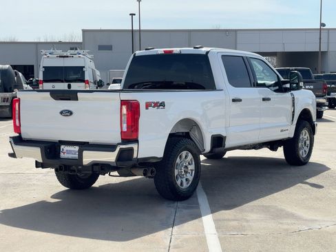 Used 2024 Ford F250 XLT w/ FX4 Off-Road Package image 9