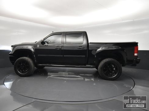 Used 2013 GMC Sierra 1500 SLE w/ Max Trailering Pack AWD/4WD image 3