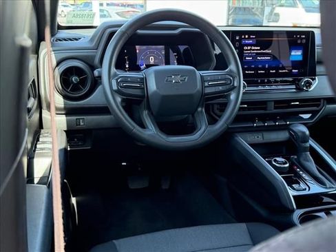 Certified 2023 Chevrolet Colorado Trail Boss w/ Technology Package AWD/4WD image 9