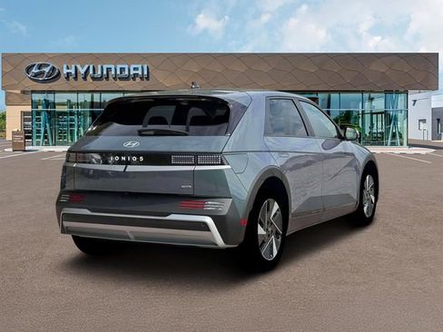 New 2026 Hyundai Ioniq 5 SE AWD/4WD image 7