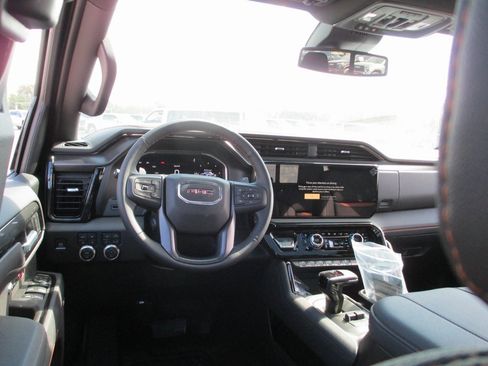 New 2026 GMC Sierra 1500 AT4 w/ AT4 Premium Package image 16