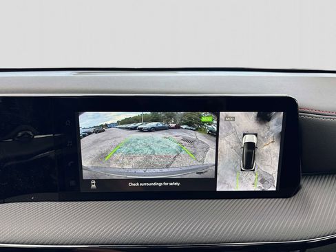 New 2026 Nissan Kicks SR w/ SR Premium Package image 12