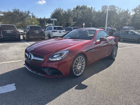 Used 2019 Mercedes-Benz SLC 300 image 7