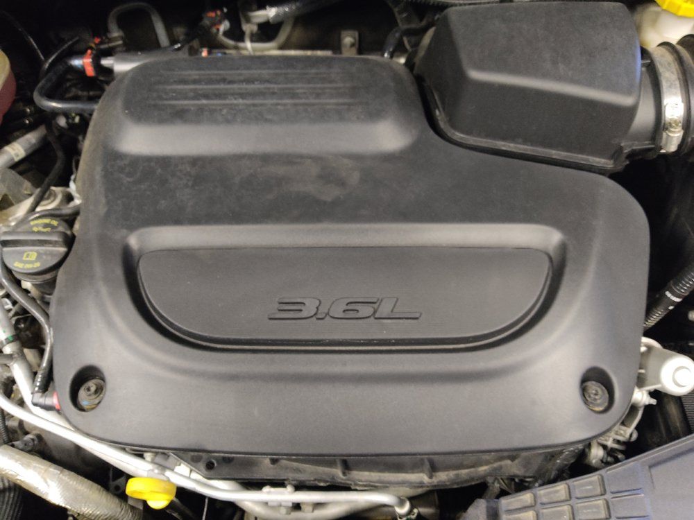 Used 2024 Chrysler Pacifica Touring-L FWD image 30