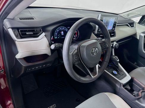 Certified 2021 Toyota RAV4 Limited image 9