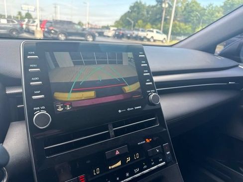 Used 2019 Toyota Avalon XSE FWD image 24