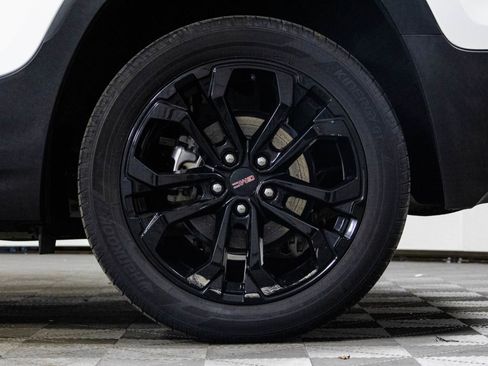 Certified 2022 GMC Terrain SLT w/ Elevation Edition image 44