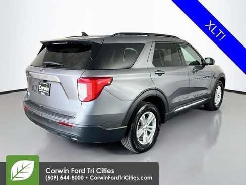 Used 2024 Ford Explorer XLT AWD/4WD image 15