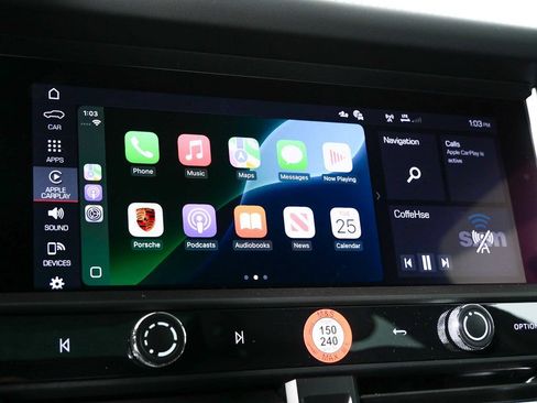 Certified 2026 Porsche Macan AWD/4WD image 17
