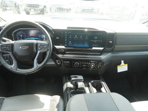 Used 2025 Chevrolet Silverado 1500 ZR2 w/ Technology Package AWD/4WD image 14