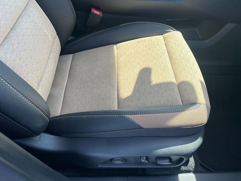 New 2026 Chevrolet Equinox ACTIV FWD image 48